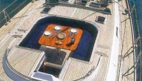 FARBAY - Deck Shot